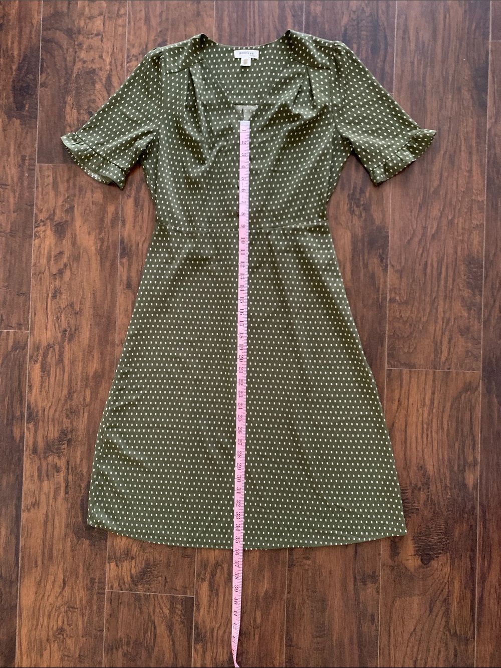 Monteau  Los Angeles Olive Dot V-Neck Midi Dress - Picture 8 of 8